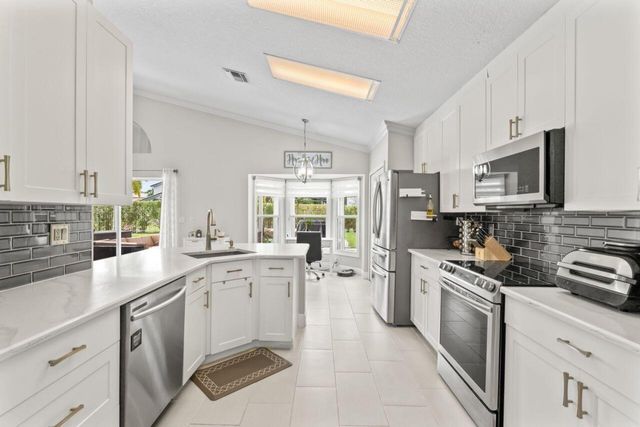 2538 Egret Lake Drive, Greenacres, FL 33413