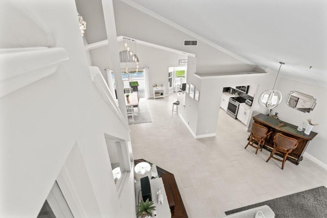 2538 Egret Lake Drive, Greenacres, FL 33413