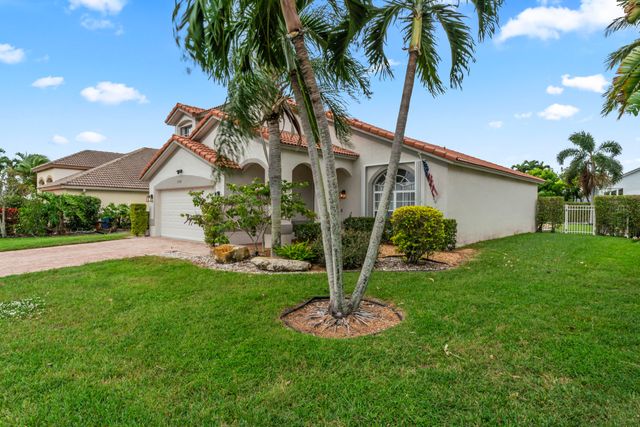 2538 Egret Lake Drive, Greenacres, FL 33413