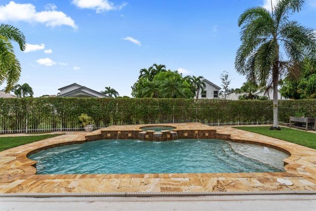 2538 Egret Lake Drive, Greenacres, FL 33413