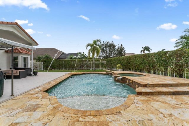 2538 Egret Lake Drive, Greenacres, FL 33413