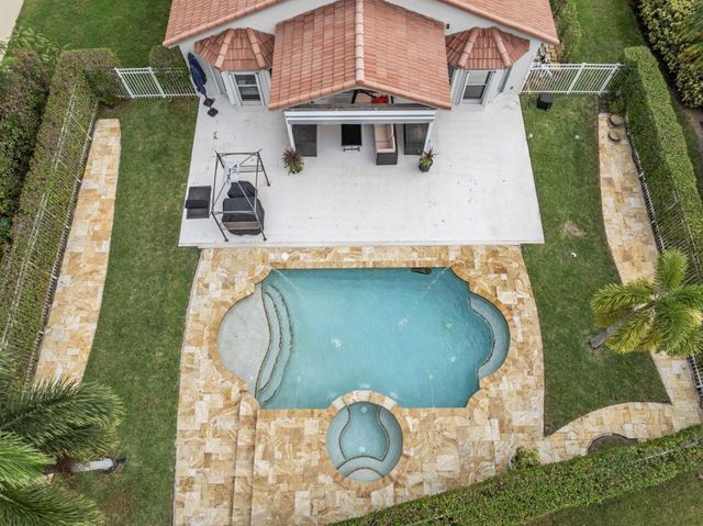 2538 Egret Lake Drive, Greenacres, FL 33413