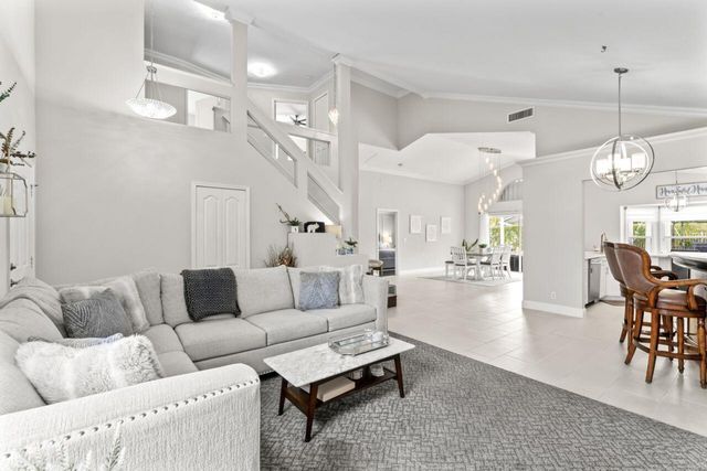 2538 Egret Lake Drive, Greenacres, FL 33413