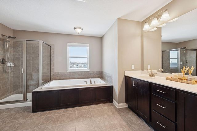 1135 Moers Drive, Chaska, MN 55318