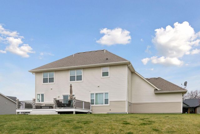 1135 Moers Drive, Chaska, MN 55318