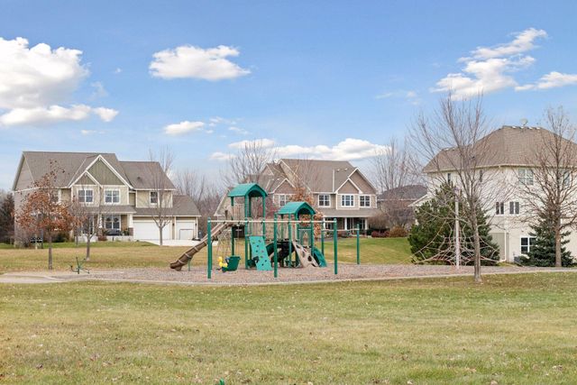 1135 Moers Drive, Chaska, MN 55318