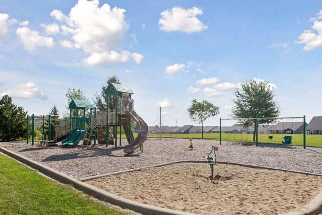 1135 Moers Drive, Chaska, MN 55318