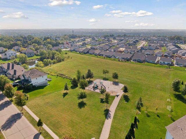 1135 Moers Drive, Chaska, MN 55318