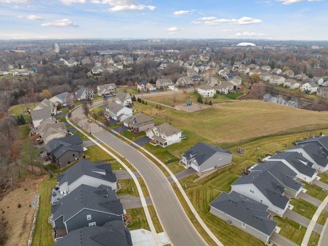 1135 Moers Drive, Chaska, MN 55318