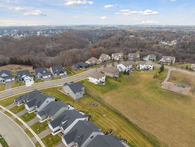 1135 Moers Drive, Chaska, MN 55318