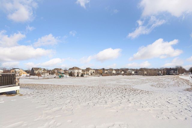 1135 Moers Drive, Chaska, MN 55318