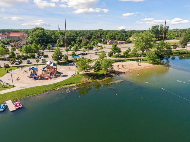 1135 Moers Drive, Chaska, MN 55318