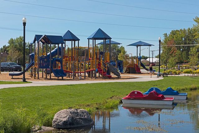 1135 Moers Drive, Chaska, MN 55318