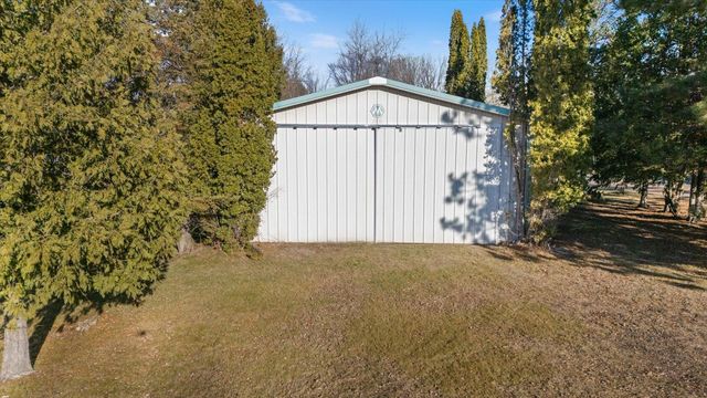 556 5th Avenue, Calumet, MN 55716