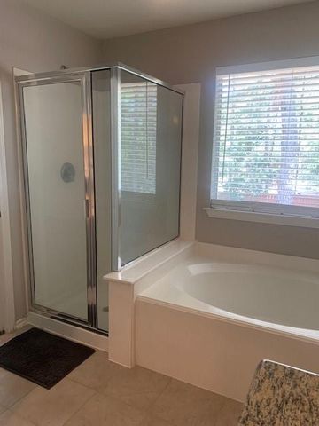 30 Peachridge Place, The Woodlands, TX 77382