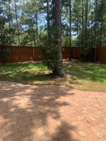 30 Peachridge Place, The Woodlands, TX 77382