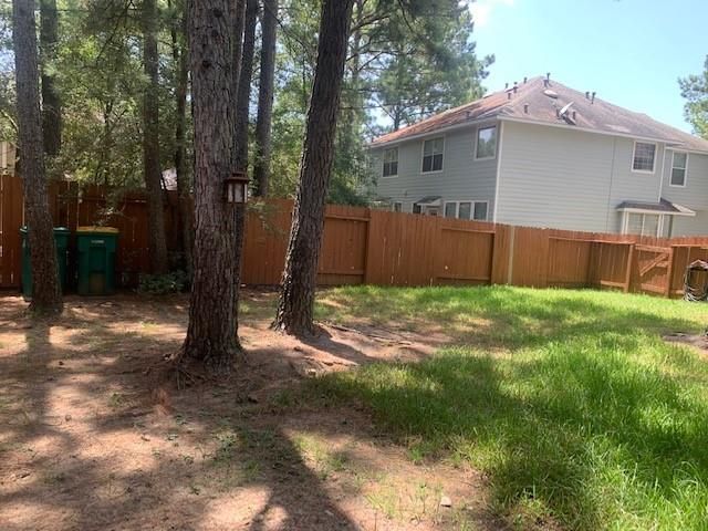 30 Peachridge Place, The Woodlands, TX 77382