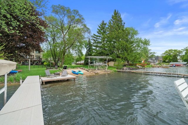 W179S6769 Muskego DRIVE, Muskego, WI 53150