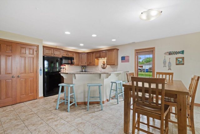 W179S6769 Muskego DRIVE, Muskego, WI 53150