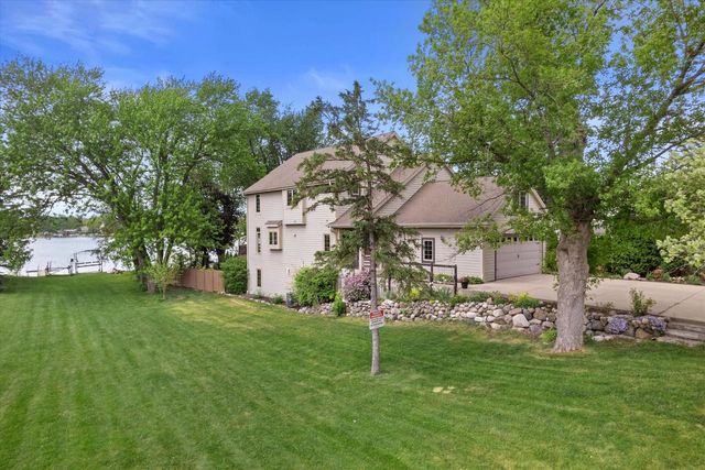 W179S6769 Muskego DRIVE, Muskego, WI 53150