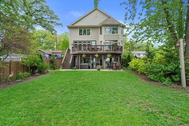W179S6769 Muskego DRIVE, Muskego, WI 53150