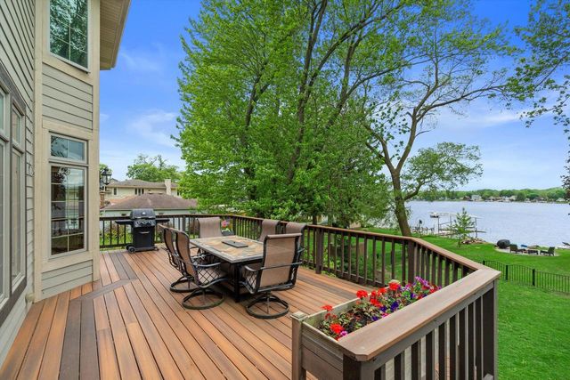 W179S6769 Muskego DRIVE, Muskego, WI 53150