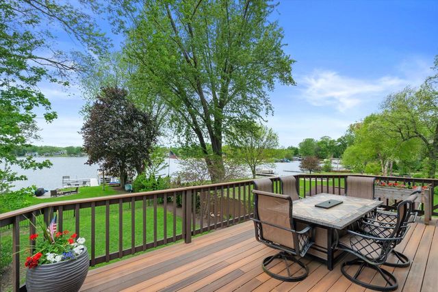 W179S6769 Muskego DRIVE, Muskego, WI 53150