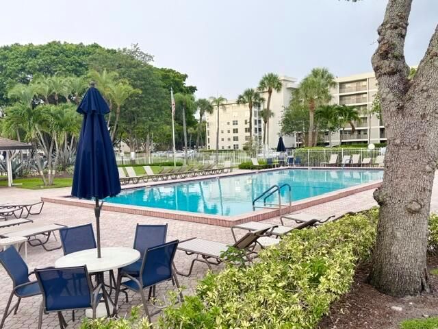 2671 S Course Drive S 108, Pompano Beach, FL 33069