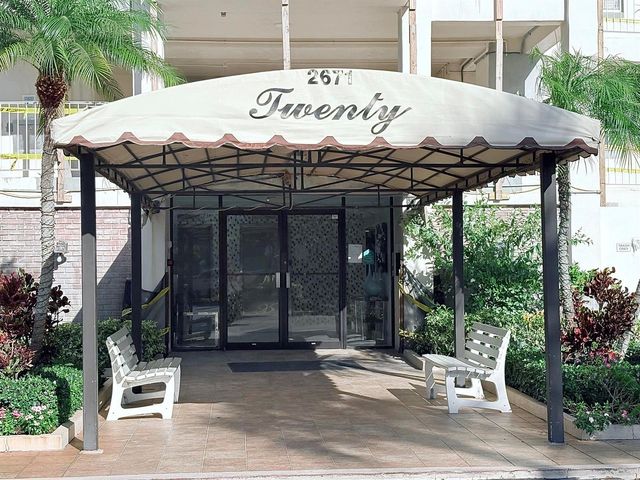 2671 S Course Drive S 108, Pompano Beach, FL 33069