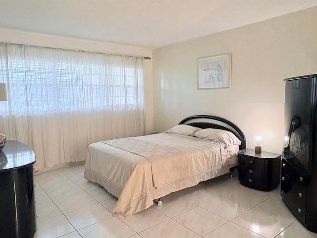 2671 S Course Drive S 108, Pompano Beach, FL 33069
