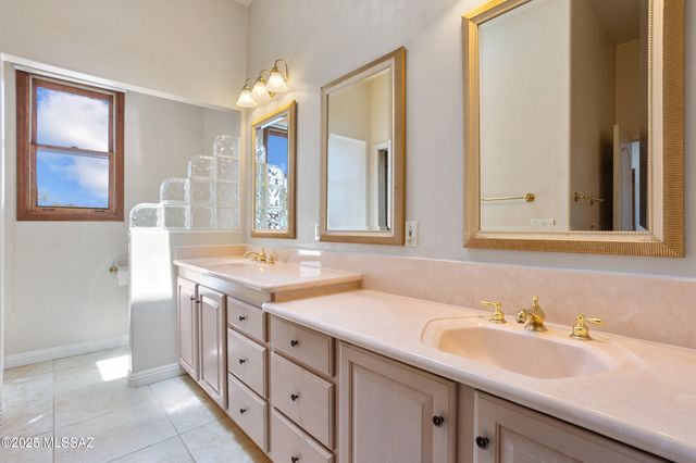 10369 E Sonoran Vista Trail, Tucson, AZ 85749