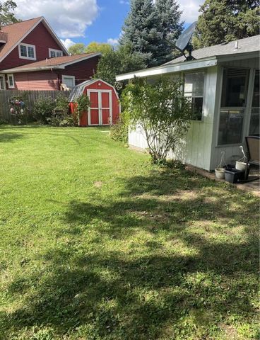 742 Sheridan Springs ROAD, Lake Geneva, WI 53147