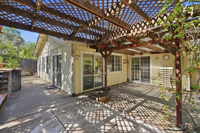 4026 Bright Ct, Placerville, CA 95667