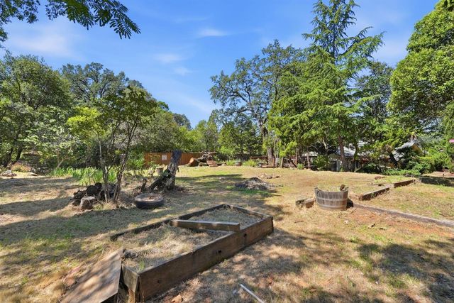 4026 Bright Ct, Placerville, CA 95667