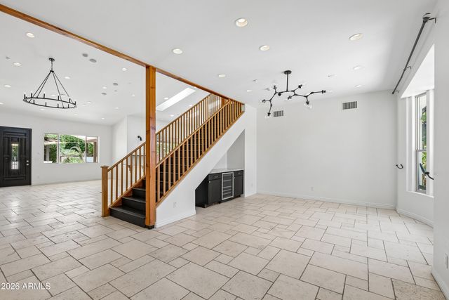 225 W ORCHID Lane, Phoenix, AZ 85021