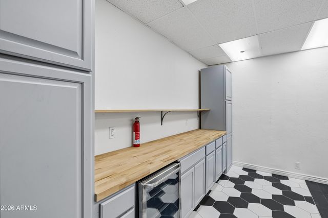 225 W ORCHID Lane, Phoenix, AZ 85021