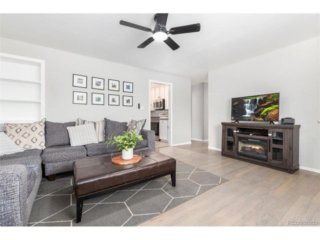 1211 W 102nd Pl, Northglenn, CO 80260