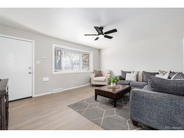 1211 W 102nd Pl, Northglenn, CO 80260