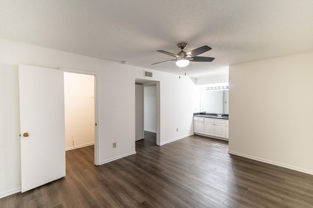 1507 Wimbledon Drive, Huntsville, TX 77340