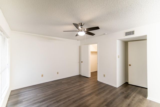 1507 Wimbledon Drive, Huntsville, TX 77340