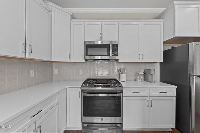 718 Jamescroft Way, Rolesville, NC 27571