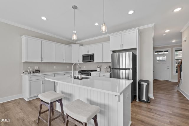 718 Jamescroft Way, Rolesville, NC 27571