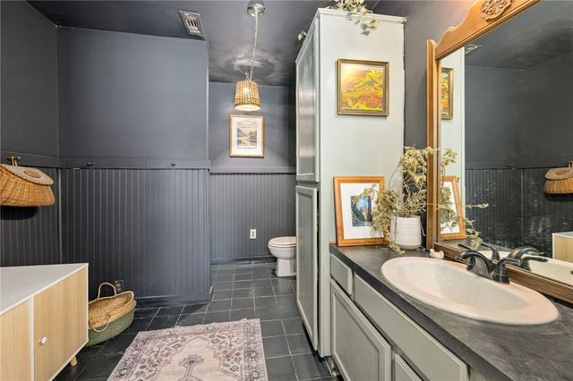 332 Napier Lane, Fayetteville, AR 72701