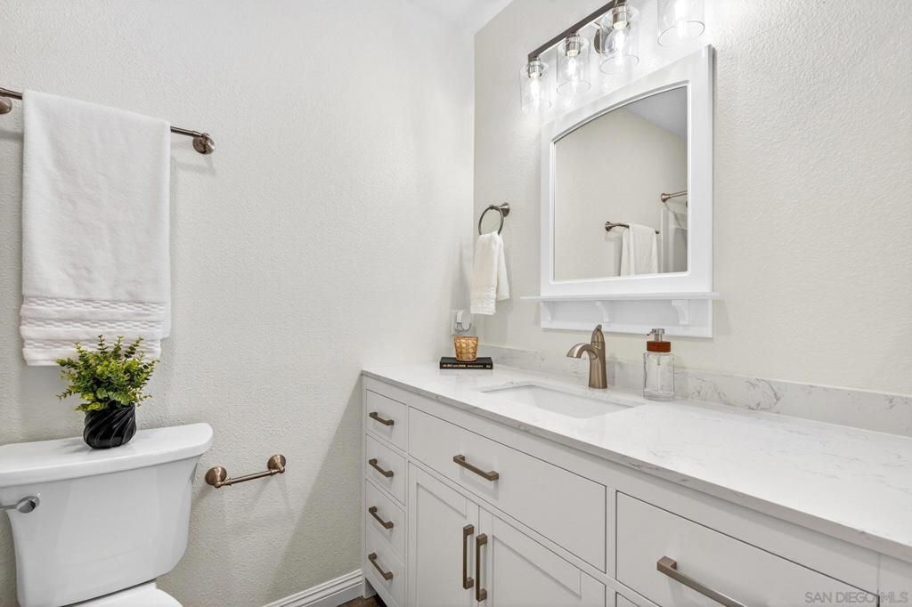 Image 26 of property listing at 1272 Lancer Glen, Escondido, CA 92029