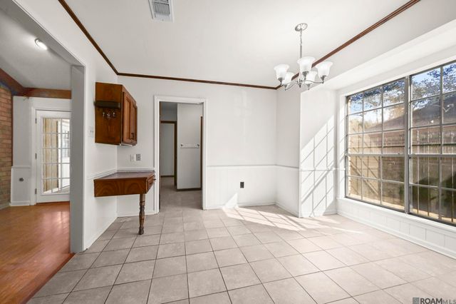 5023 Front Royal Dr, Baton Rouge, LA 70817