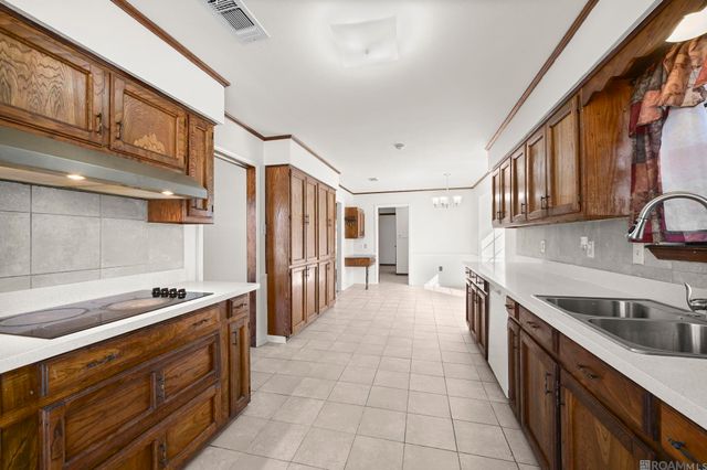 5023 Front Royal Dr, Baton Rouge, LA 70817