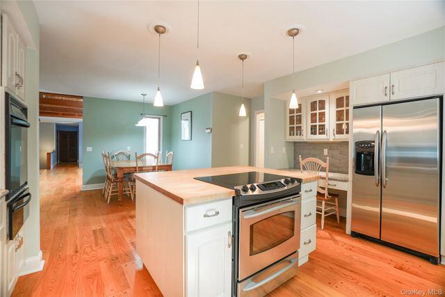 22 Peters Lane, Pound Ridge, NY 10576