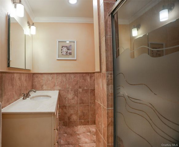22 Peters Lane, Pound Ridge, NY 10576