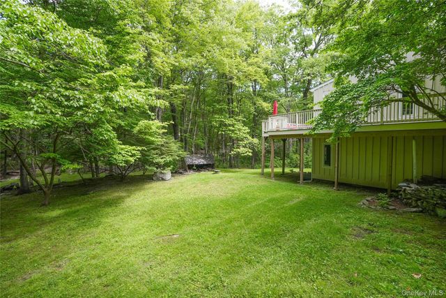 22 Peters Lane, Pound Ridge, NY 10576