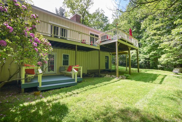 22 Peters Lane, Pound Ridge, NY 10576